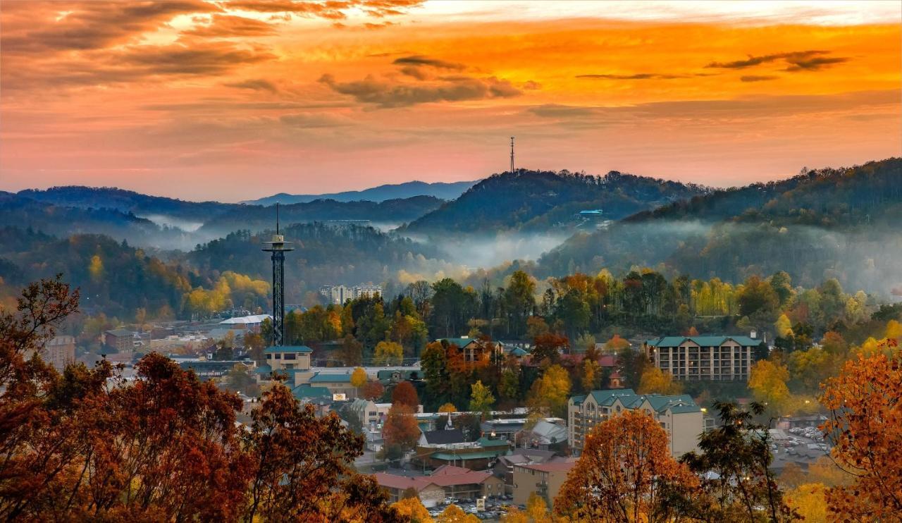 Dew South Villa Gatlinburg Bagian luar foto